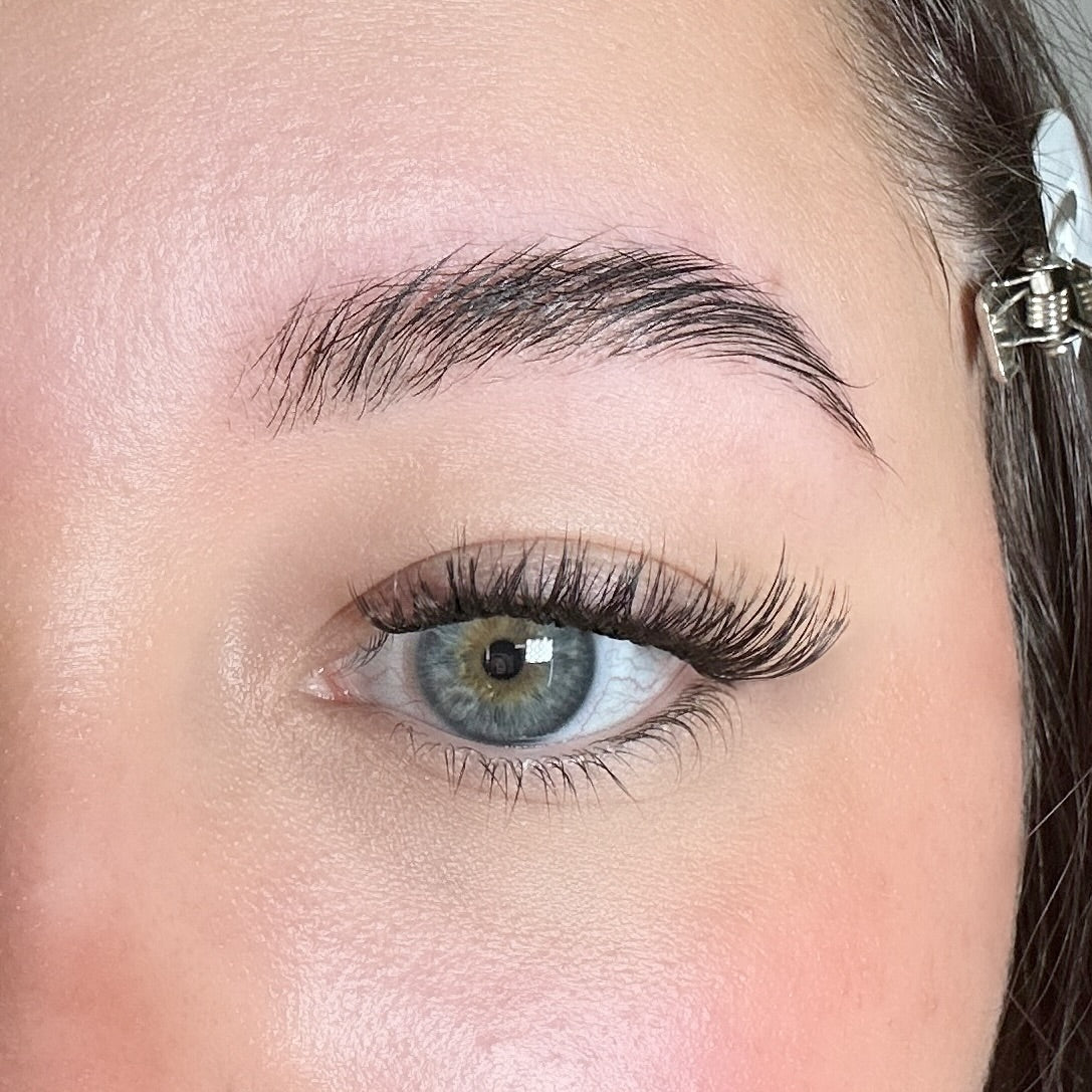L03D - 50 Cluster Lashes | Lashflix